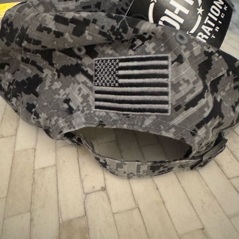 Digital Camo Cap with Black T Logo Texas a&m baseball - Picture 3 of 4